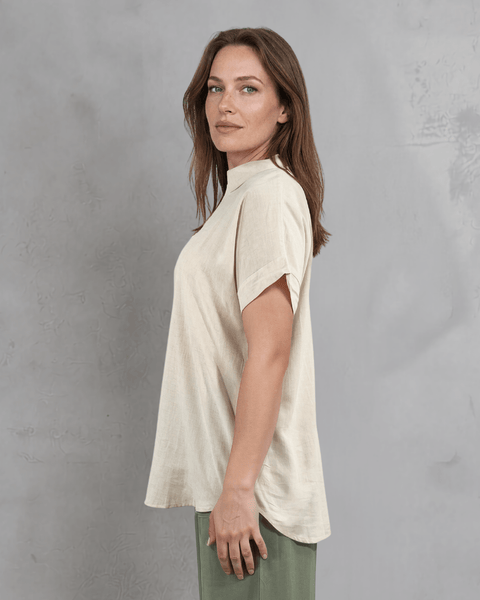Lilian Linen Blend V Neck Collar Short Sleeve Top - Image 3