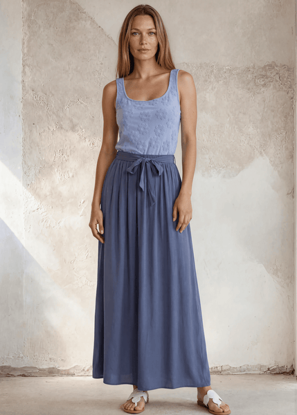 Daisy Embossed Tank Top in Light Blue - Image 4